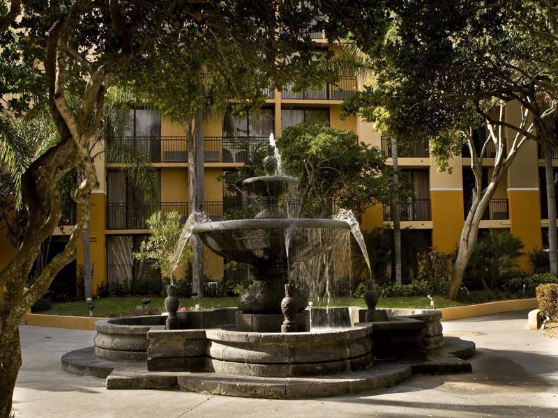 Courtyard By Marriott Bradenton Sarasota/Riverfront Exterior foto